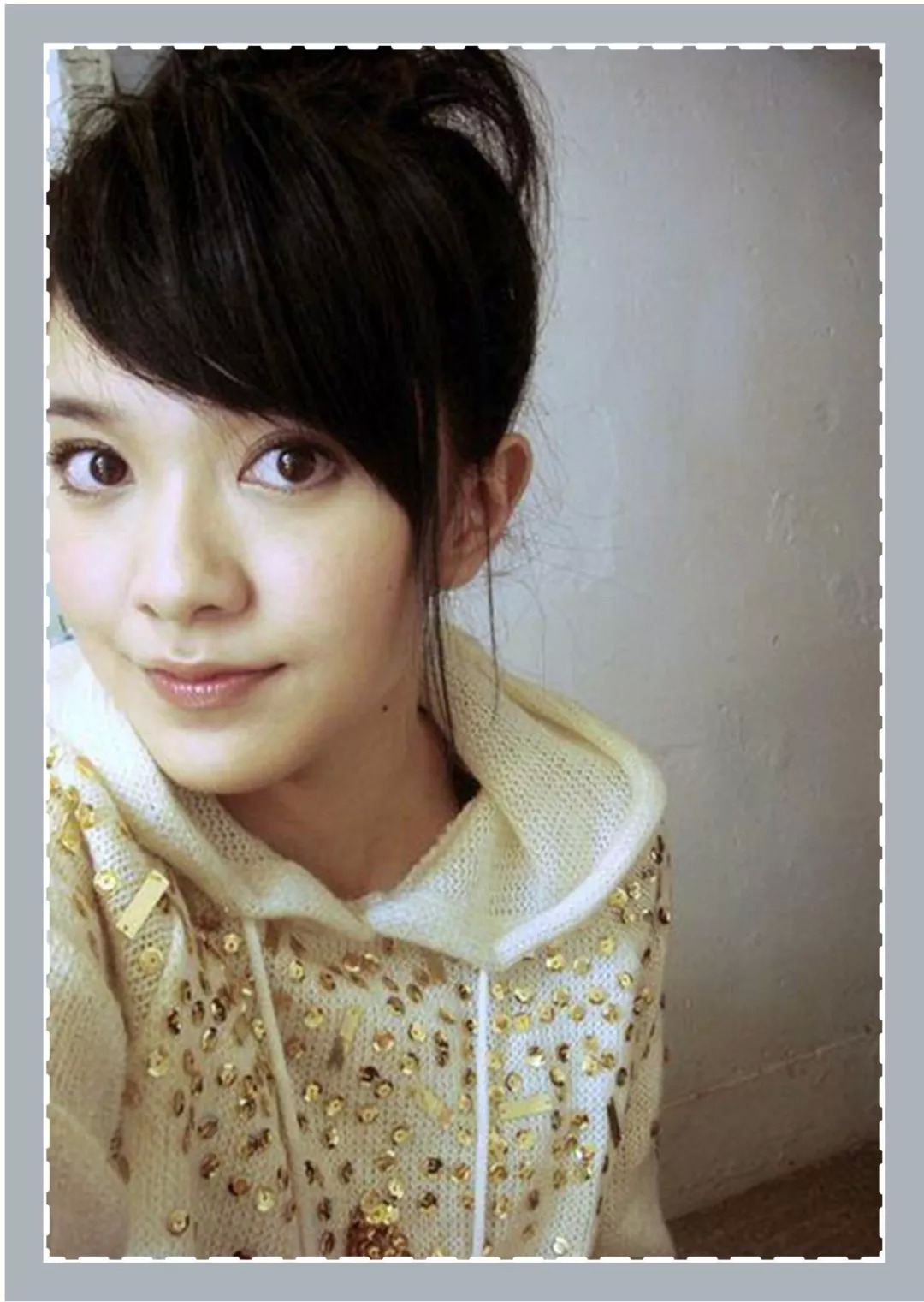 女明星个性短发图片大全_欧阳娜娜短发造型_佟丽娅短发时尚感