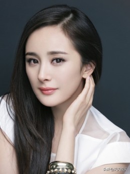 杨幂娱乐圈生存法则_娱乐圈小说有杨幂_杨幂体面人设分析