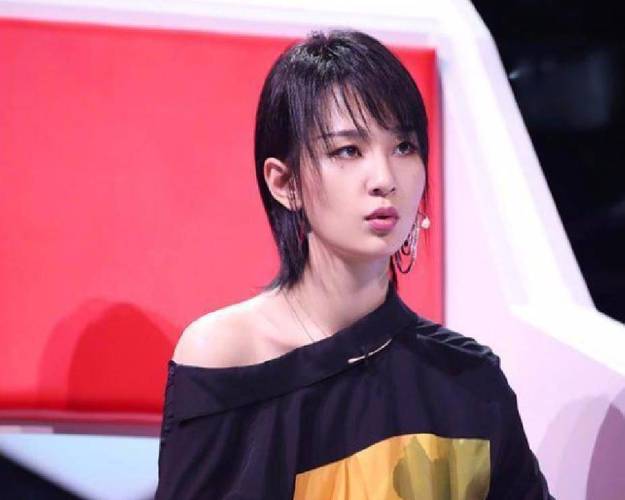 娱乐圈奇妙的朋友_奇妙圈娱乐朋友圈文案_奇妙娱乐文化传媒有限公司